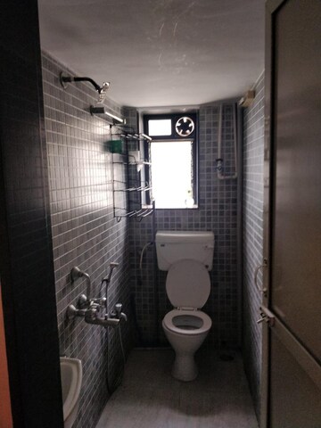 Attached Bathroom in 2 BHK Apartment at Mittal Sushila Sadan, Mahim West – for Rent