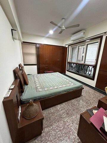 Master Bedroom in 3 BHK Apartment at Hiranandani Meadows, Manpada – for Rent