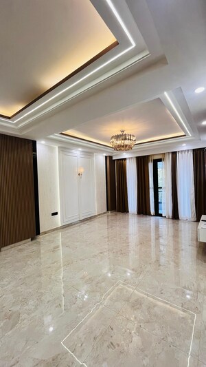 4 BHK Builder Floor For Sale in SS Mayfield Gardens, Sector 51