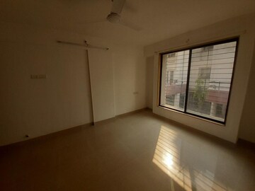 Room in 3 BHK Apartment at Aashiyana Park, Aundh – for Rent