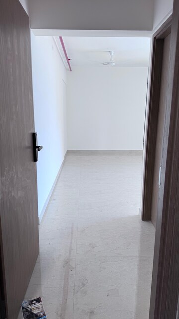 Room in 3 BHK Apartment at Supreme Estia Phase 1, Baner – for Rent