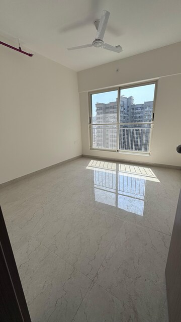 Room in 3 BHK Apartment at Supreme Estia Phase 1, Baner – for Rent