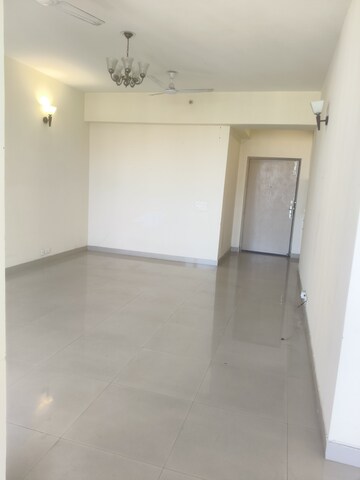 Room in 2 BHK Apartment at Pioneer Park Phase 1, Sector 61 – for Rent
