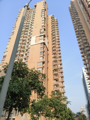 2 BHK Apartment For Rent in Pioneer Park Phase 1, Sector 61