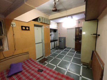 1 RK Apartment For Rent in Silver Castle Andheri East, Andheri East