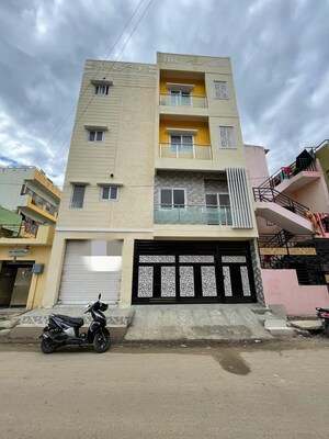 6+ BHK Builder Floor – Exterior View View at Kogilu - for Sale