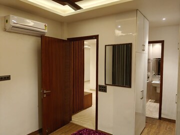 Bedroom in 3 BHK Apartment at Maple Heights, Sector 43 – for Rent