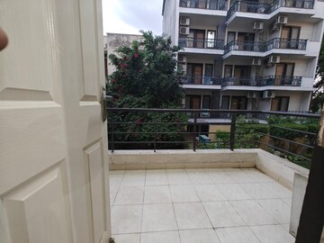 Balcony in 4 BHK Builder Floor at Sector 57 – for Rent