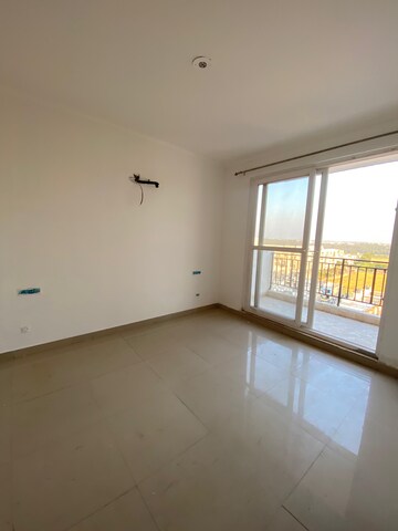Room in 3 BHK Apartment at Green Valley Heights, Dhakoli Village – for Sale