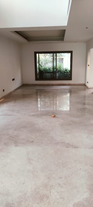 Room in 5 BHK Villa at Sobha International City Phase 1, Sector 109 – for Sale