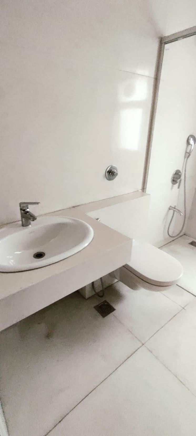 Bathroom, sobha-international-city-phase-1 5 Bedroom 5816 Sq.Ft. Villa In Sector 109 Gurgaon 8392806