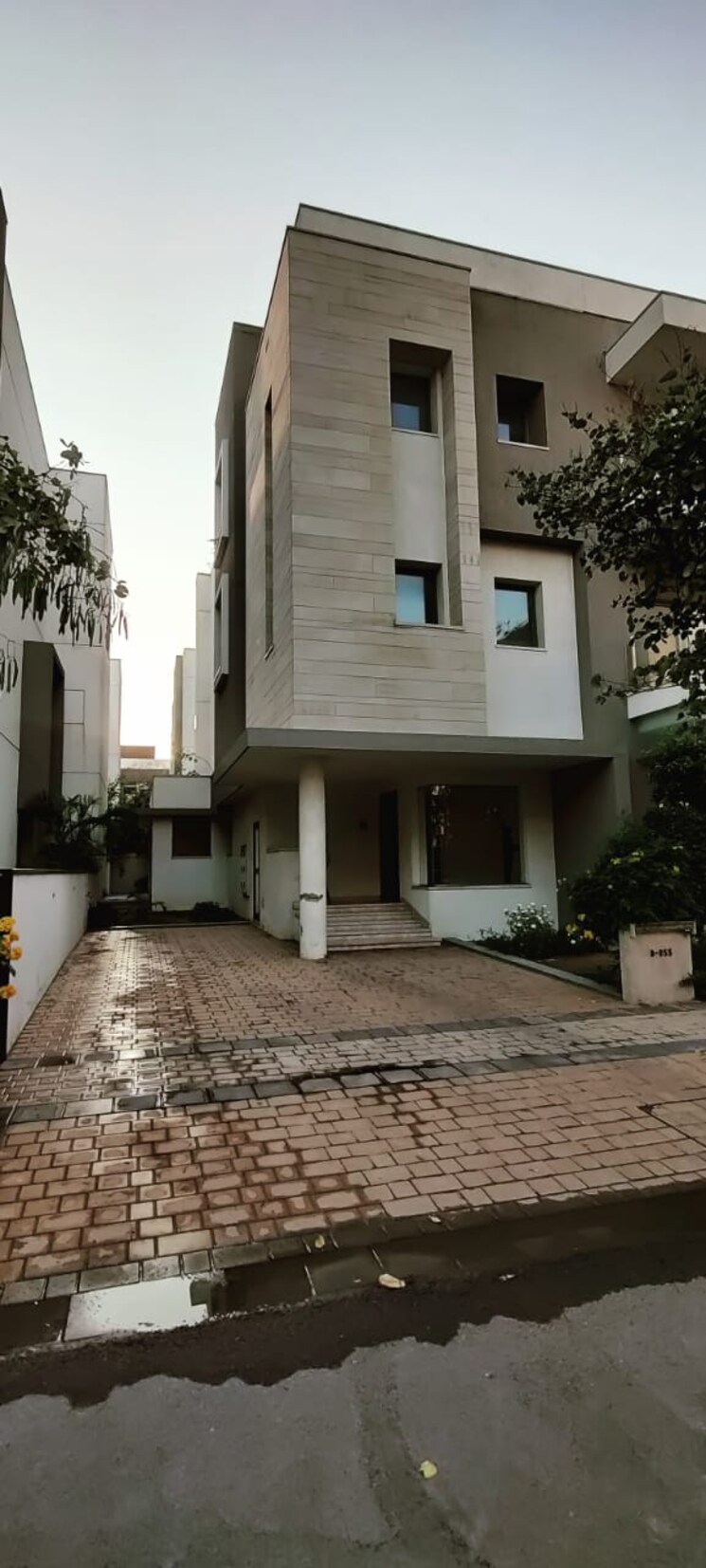 Exterior View, sobha-international-city-phase-1 5 Bedroom 5816 Sq.Ft. Villa In Sector 109 Gurgaon 8392806