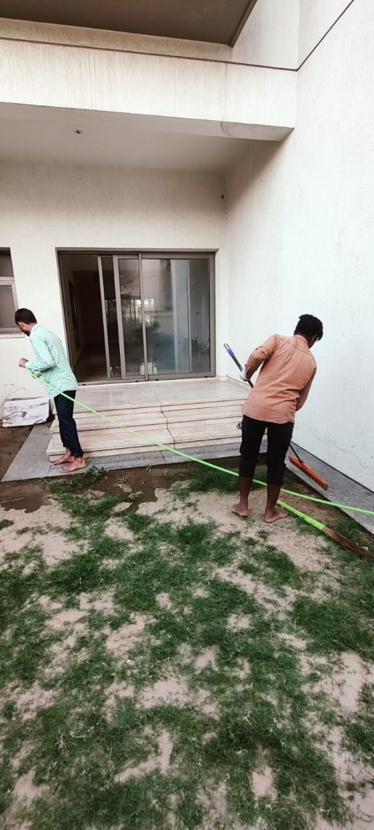 Master Bedroom, sobha-international-city-phase-1 5 Bedroom 5816 Sq.Ft. Villa In Sector 109 Gurgaon 8392806