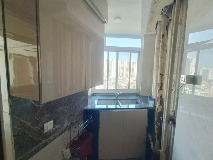 Kitchen, unitech-uniworld-resorts-the-residences 5 Bedroom 7000 Sq.Ft. Villa In Sector 33 Gurgaon 8392805