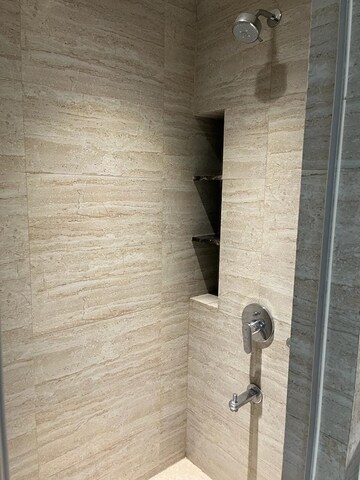 Bathroom in 4 BHK Apartment at DLF The Crest, Sector 54 – for Rent
