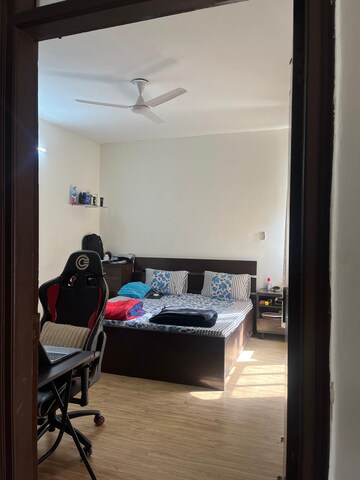 Master Bedroom in 4 BHK Apartment at The Tarika Apartments, Sector 43 – for Rent
