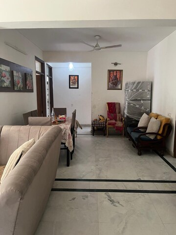 Living Room in 4 BHK Apartment at The Tarika Apartments, Sector 43 – for Rent