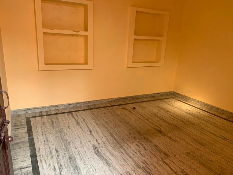 Room, ranhola 3 Bedroom 650 Sq.Ft. Independent House In Ranhola Delhi 8392838