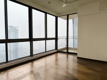 Room in 4 BHK Apartment at M3M Golf Estate, Sector 65 – for Rent