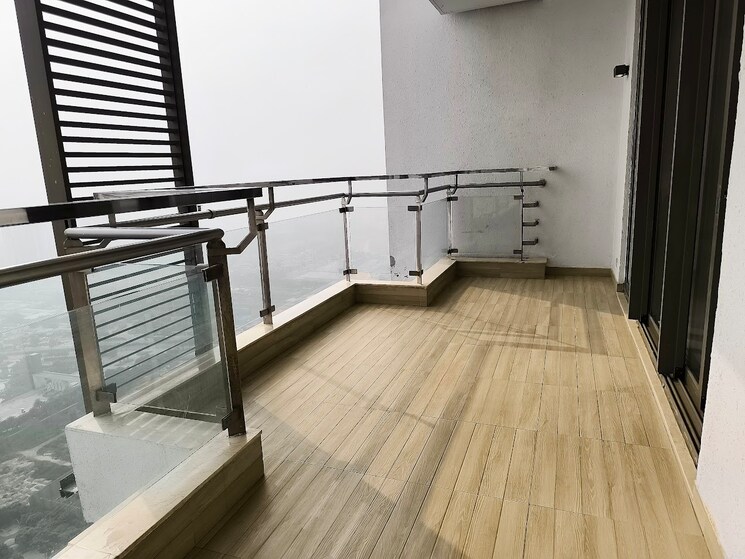 Balcony, m3m-golf-estate 4 Bedroom 3510 Sq.Ft. Apartment In Sector 65 Gurgaon 7672346