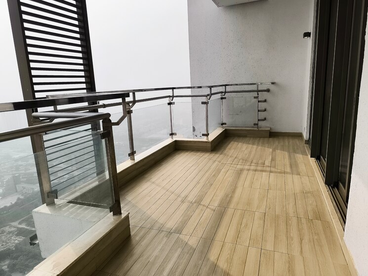 Balcony, m3m-golf-estate 4 Bedroom 3510 Sq.Ft. Apartment In Sector 65 Gurgaon 7672346