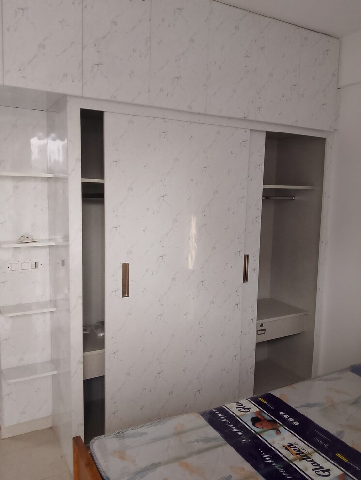 Room, signature-global-andour-height 1 Bedroom 366 Sq.Ft. Apartment In Sector 71 Gurgaon 8392858