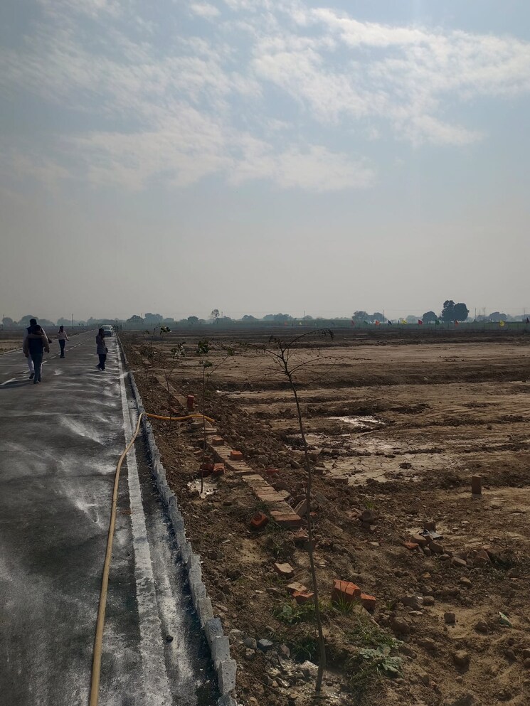 Exterior View, upsidc site b  101 Sq.Yd. Plot In Upsidc Site B Greater Noida 8392893