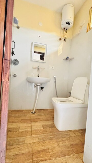 Bathroom in 1 BHK Apartment at Domlur – for Rent
