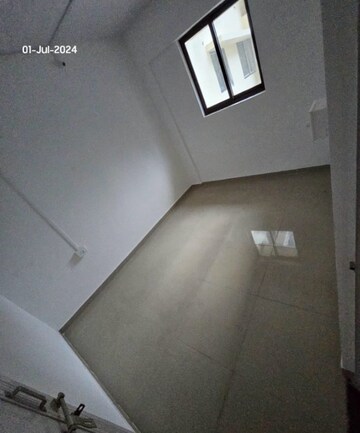 Room in 1 BHK Apartment at Raymond Aashiyana, Vartak Nagar – for Rent