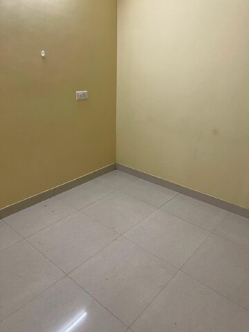 Room in 4 BHK Independent House at Rt Nagar – for Sale