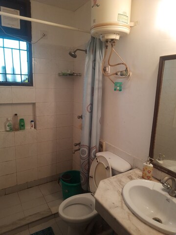 Bathroom in 3 BHK Builder Floor at Unitech South City II, Sector 50 – for Rent