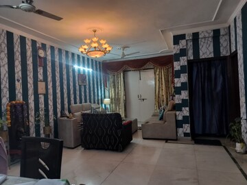 Living Room in 3 BHK Builder Floor at SS The Palladians, Sector 47 – for Rent