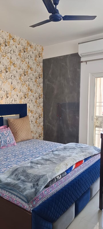Bedroom in 2 BHK Apartment at Nimbus Express Park View - II, Chi V Greater Noida – for Sale