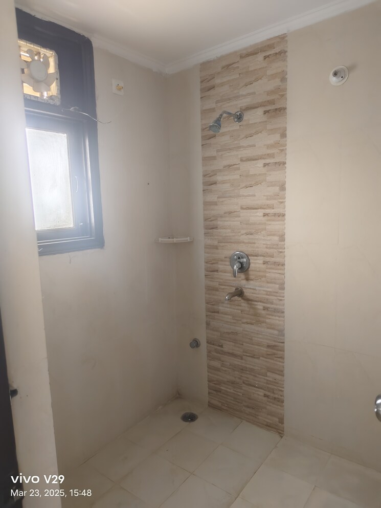 Bathroom, bhawna-apartment 4 Bedroom 3250 Sq.Ft. Apartment In Sector 43 Gurgaon 8393090