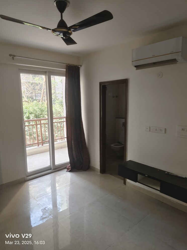 Room, bhawna-apartment 4 Bedroom 3250 Sq.Ft. Apartment In Sector 43 Gurgaon 8393090