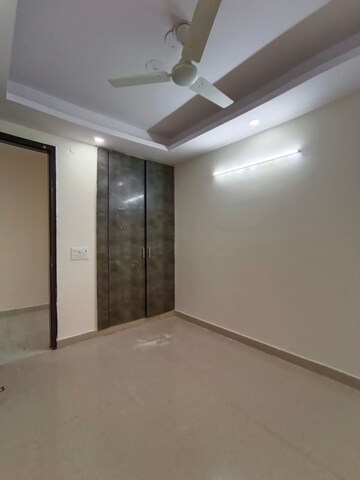 Room in 2 BHK Apartment at Palm Residency Chhatarpur, Chattarpur – for Rent