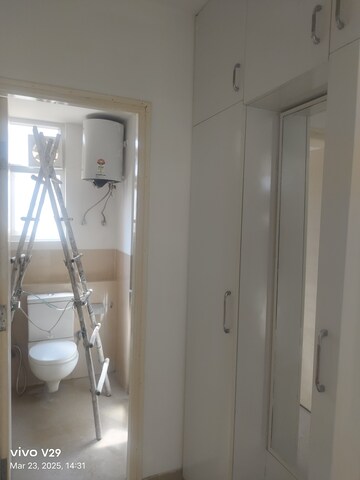4 BHK Apartment For Rent in Emaar Emerald Floors Premier, Sector 65