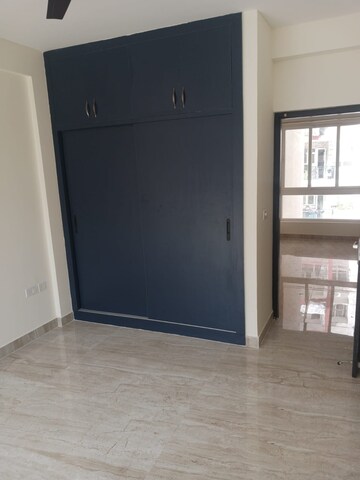 Room in 3 BHK Apartment at ATS Triumph, Sector 104 – for Rent
