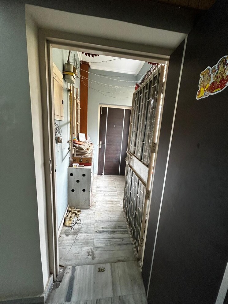 Balcony, shatabdi-vihar 2 Bedroom 950 Sq.Ft. Apartment In Sector 52 Noida 8393131