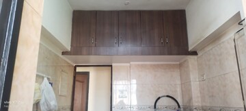 Furnished Amenities in 1 BHK Apartment at K Raheja Heights, Malad East – for Rent