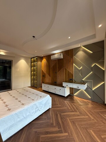 Bedroom in 6+ BHK Villa at Sector 50 – for Sale