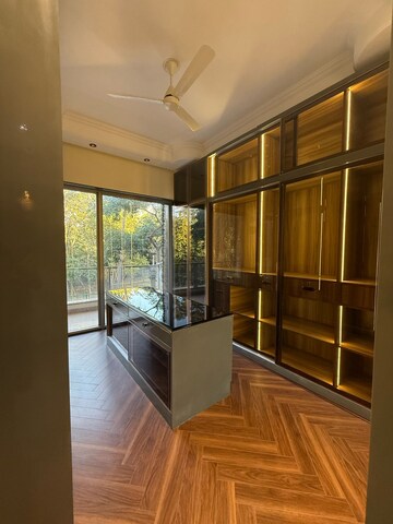 Bedroom in 6+ BHK Villa at Sector 50 – for Sale