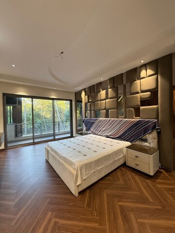 Bedroom in 6+ BHK Villa at Sector 50 – for Sale