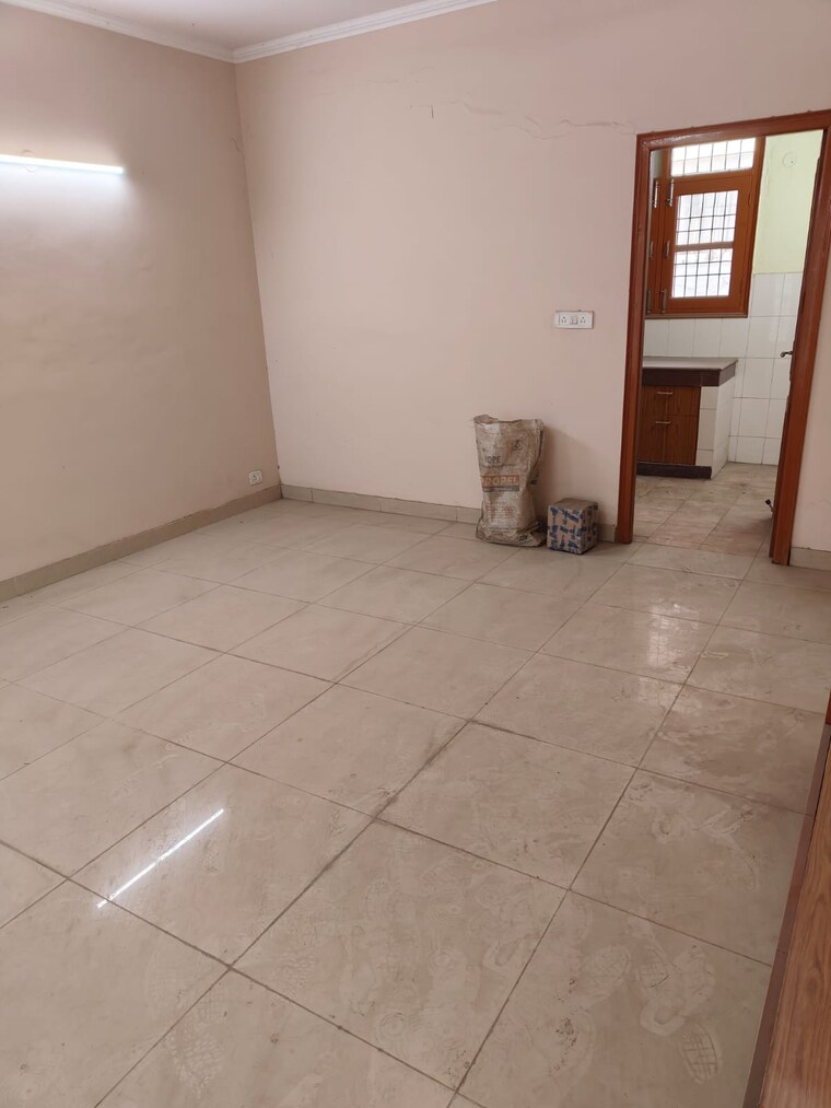 Room, dlf-regency-park-i 2 Bedroom 1150 Sq.Ft. Apartment In Dlf Phase iv Gurgaon 8393202