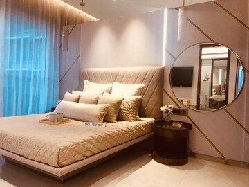 Room in 2 BHK Apartment at VKG Park Estate, Vile Parle East – for Sale
