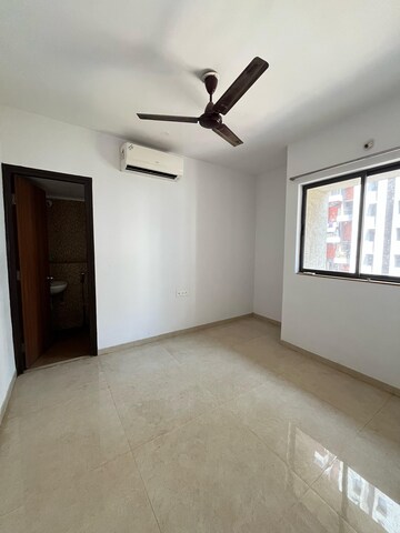 Master Bedroom in 1 BHK Apartment at Lodha Downtown, Dombivli East – for Sale