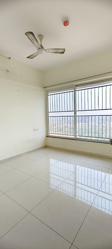 Room in 1 BHK Apartment at Kolte Patil Life Republic, Hinjewadi – for Rent