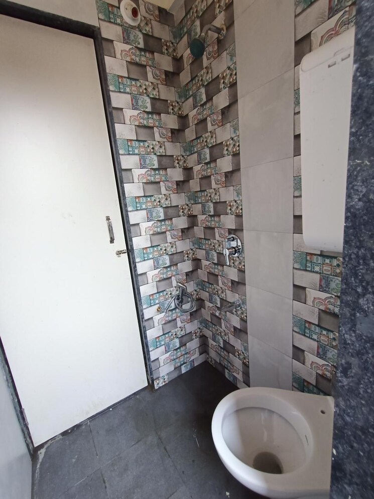 Bathroom, divyadrishti-siddhivinayak-atulyam 2.5 Bedroom 695 Sq.Ft. Apartment In Koyana Velhe Navi Mumbai 8393306