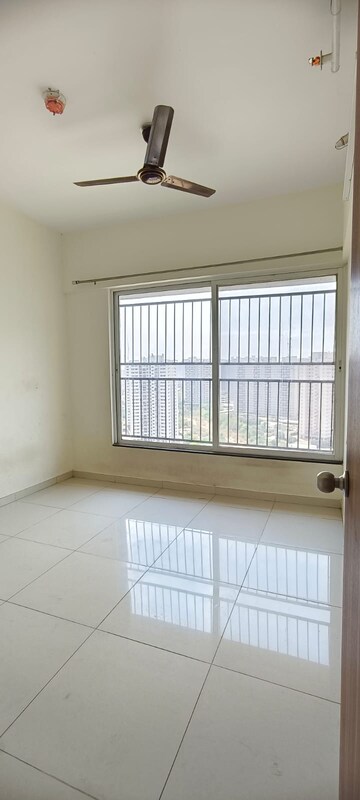 Room in 2 BHK Apartment at Kolte Patil Life Republic, Hinjewadi – for Rent