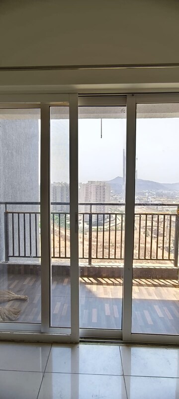 Room in 2 BHK Apartment at Kolte Patil Life Republic, Hinjewadi – for Rent